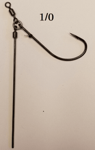 Load image into Gallery viewer, VMC® Tokyo Rig Finesse Neko Black Nickel hook features a sharp point and corrosion-resistant black nickel finish. Designed for finesse presentations, it offers secure hooksets and optimal performance, making it ideal for Tokyo rig setups and targeting bass in various conditions